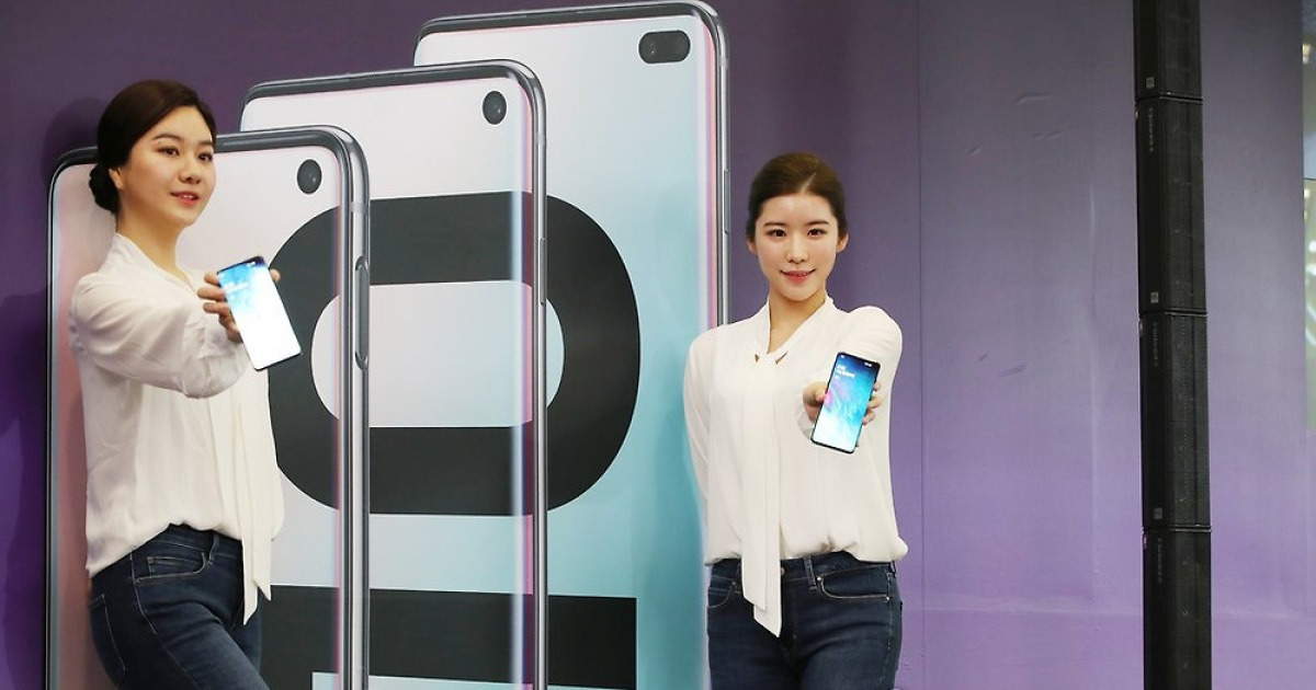 SK텔레콤, 갤럭시S10과 만나다