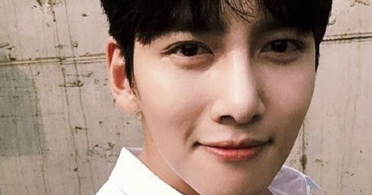'린사모 친분 부인' 지창욱, 과거 '버닝썬' 목격담 있었다?