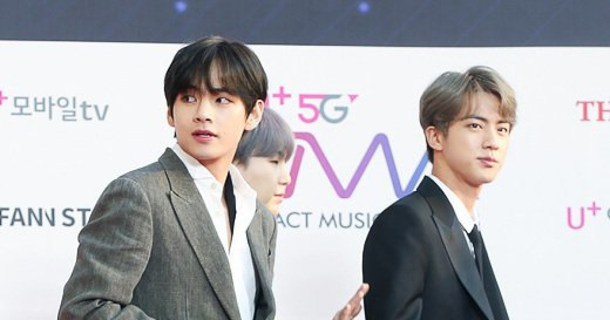 [포토] BTS 뷔-진, '남성정장 화보인줄'