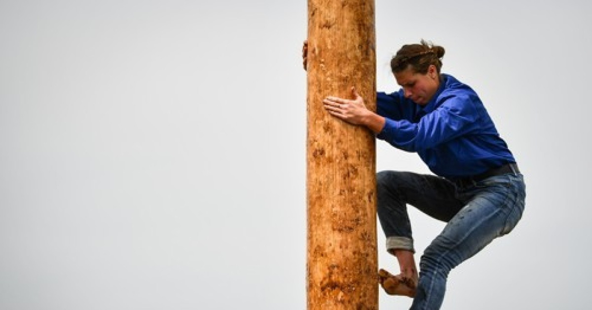 GERMANY PHOTO SET MAYPOLE CLIMBING