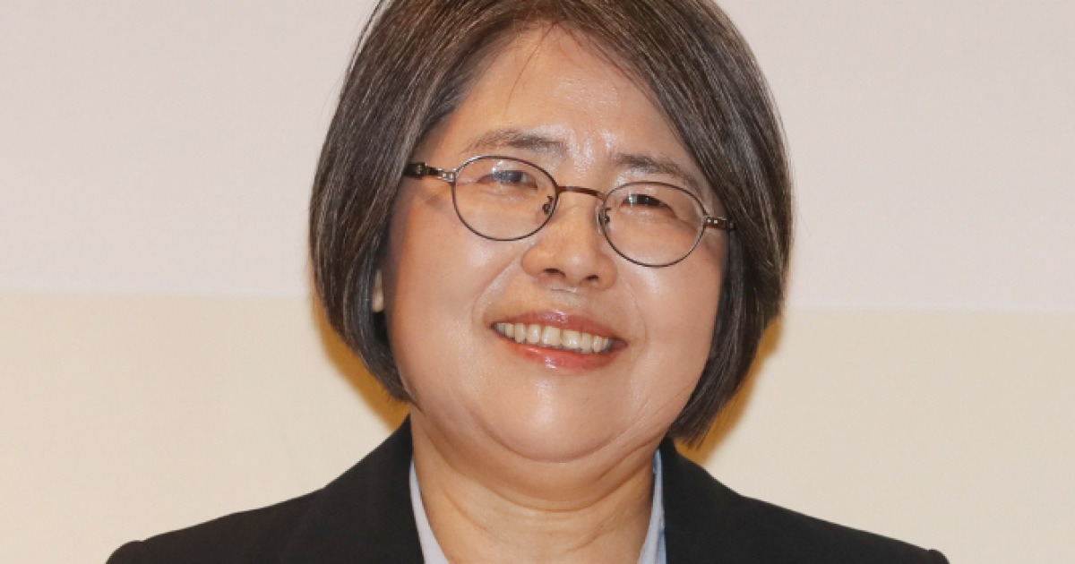 [포토]김영란 전 대법관의 신작 '판결과 정의'