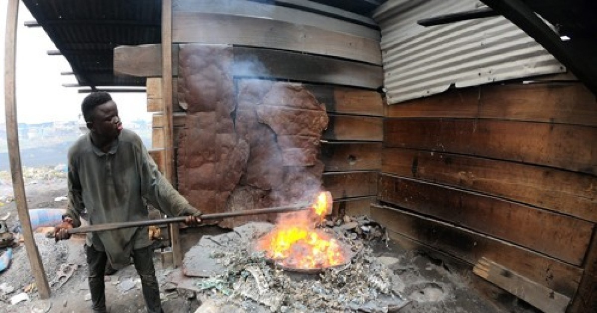 ghana-pollution-electronic-trash