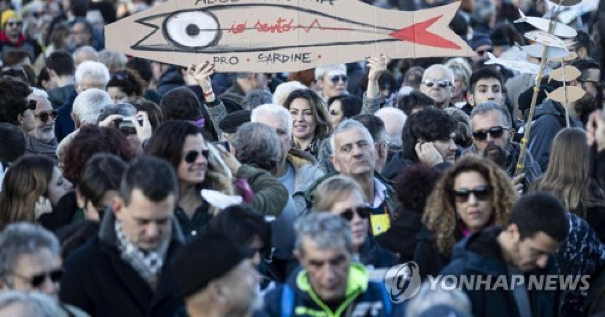 ITALY SARDINES MOVEMENT