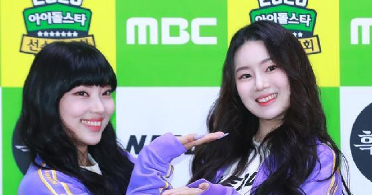 [포토] '아육대' 퍼플백 여울,민이 예쁨 미소 속 출근길
