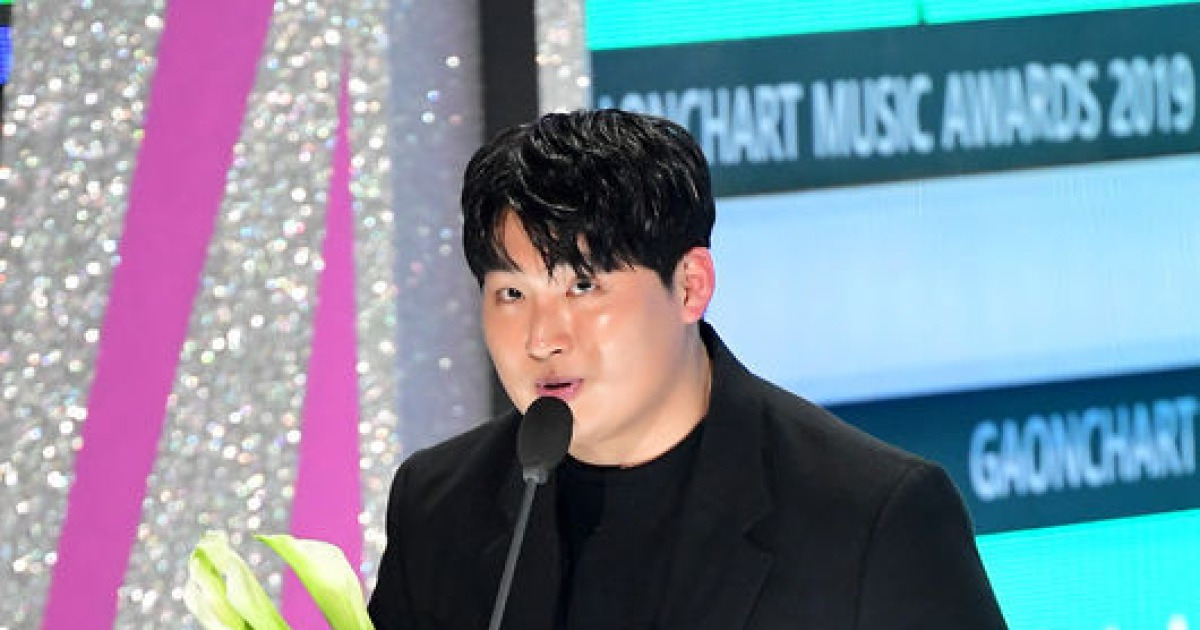 임재현,'파퓰러 싱어상' [사진]