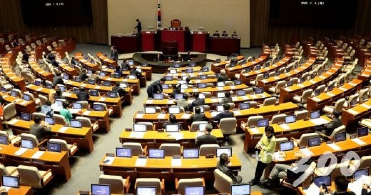 영창 대신 휴가단축..군인사법 개정안 국회 통과