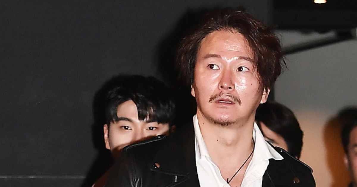 조운 '무심한 듯 시크하게 만원관객 슬쩍~'[포토엔HD]