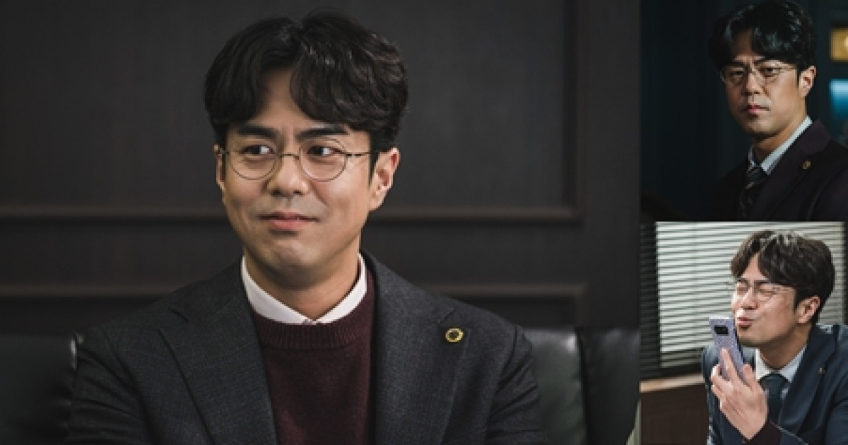 전석호 
