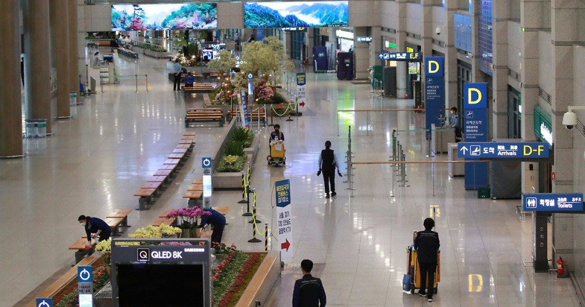 Seoul, Beijing allow 'fast track' entry for businesspeople