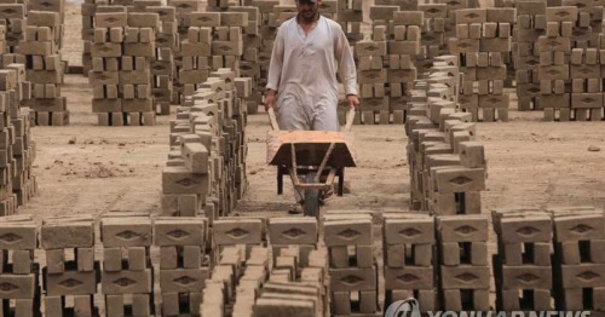PAKISTAN LABOR DAY