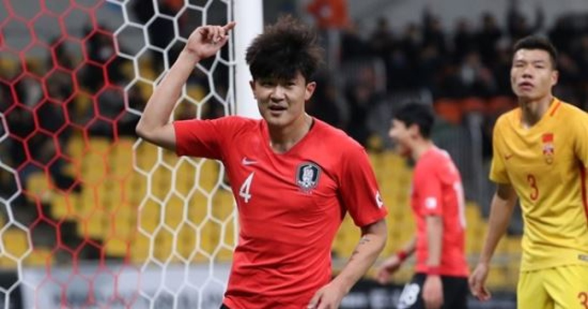 축구선수 김민재, '품절남'..미모의 여자친구와 결혼