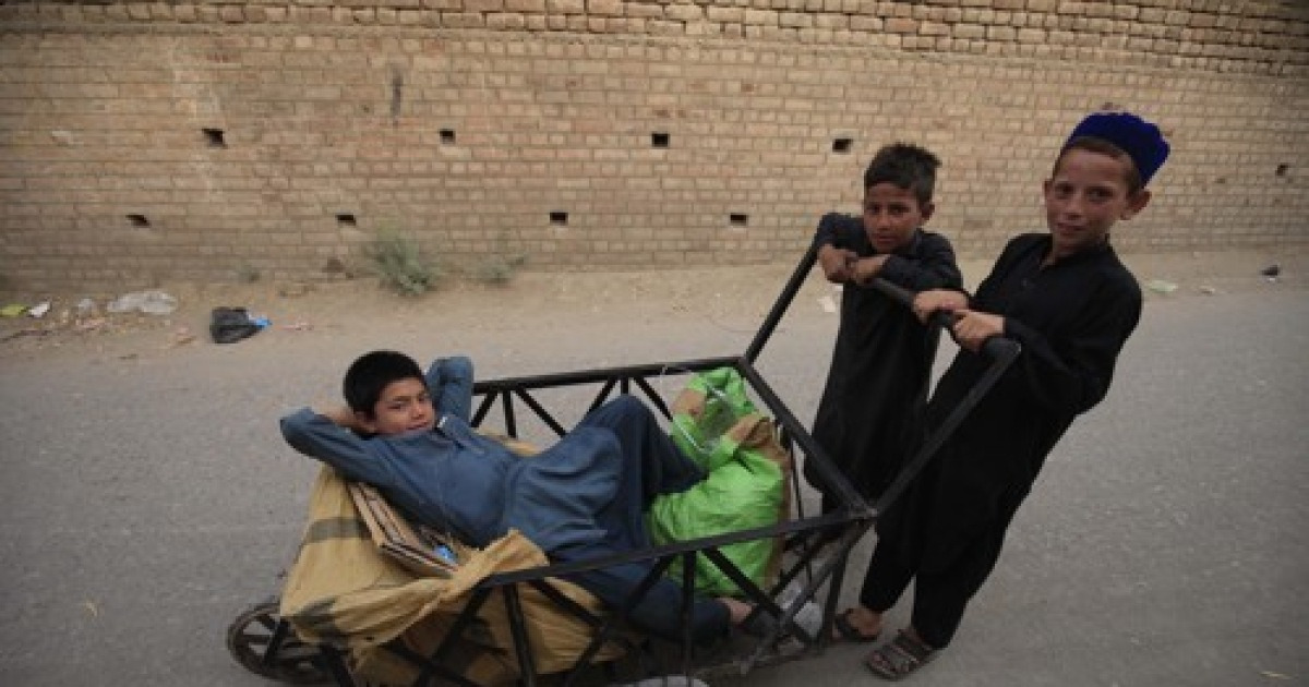 PAKISTAN CHILD LABOR