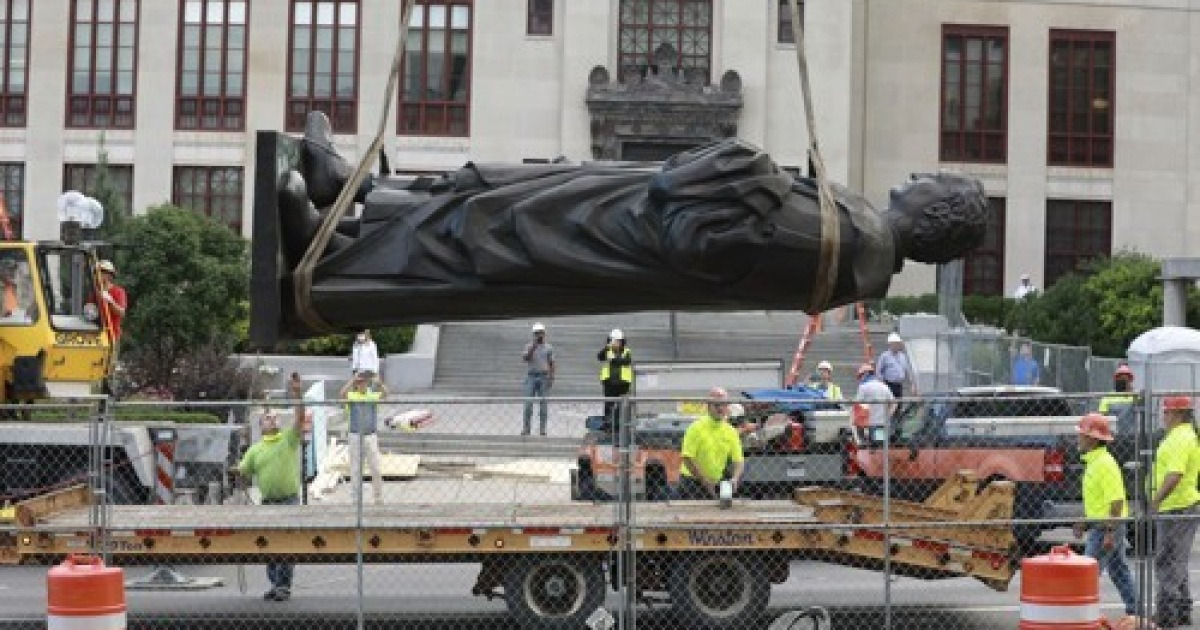 Ohio Columbus Statue Removed