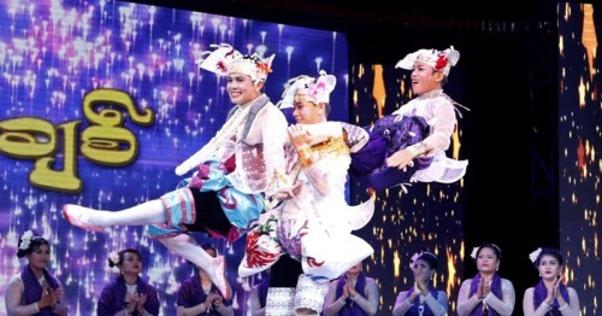 MYANMAR PHOTO SET DANCE ZAT PWE