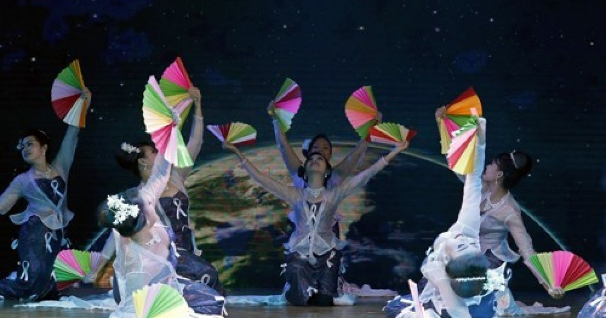 MYANMAR PHOTO SET DANCE ZAT PWE