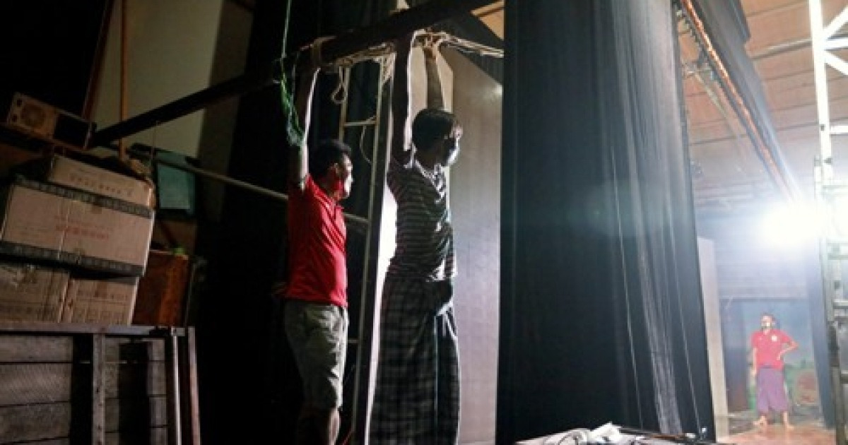 MYANMAR PHOTO SET DANCE ZAT PWE