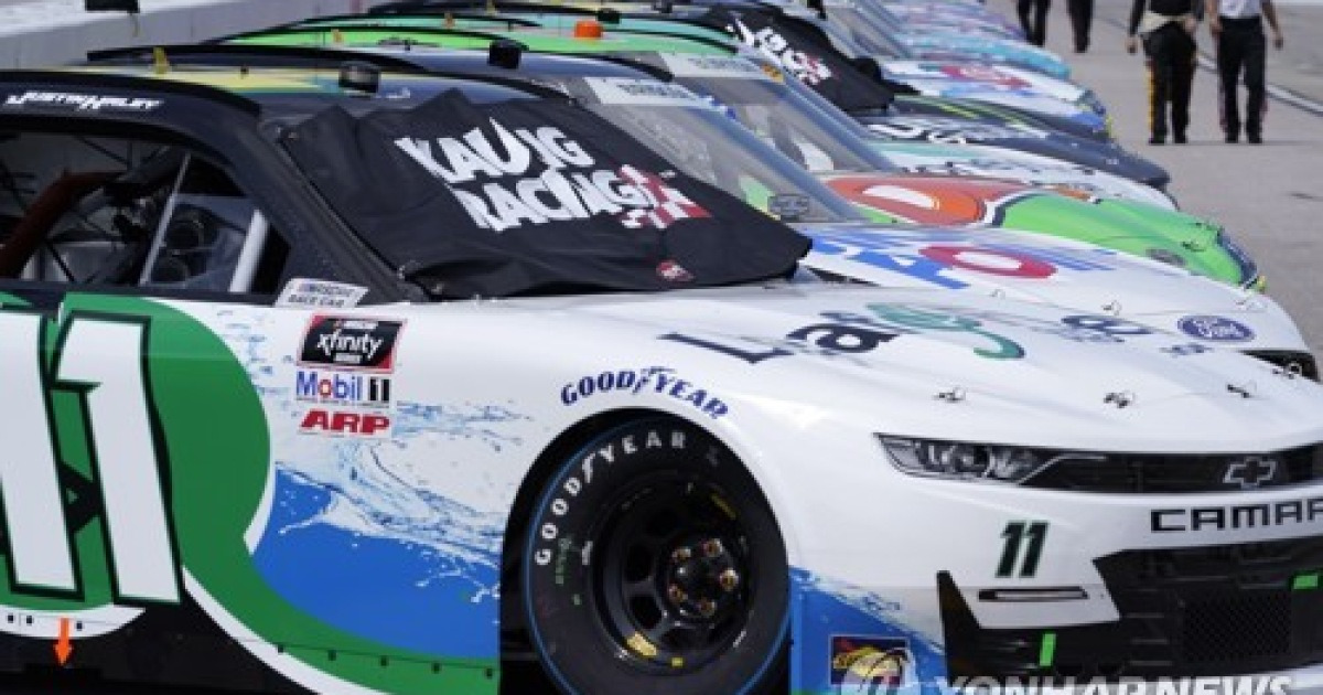 NASCAR Darlington Xfinity Auto Racing