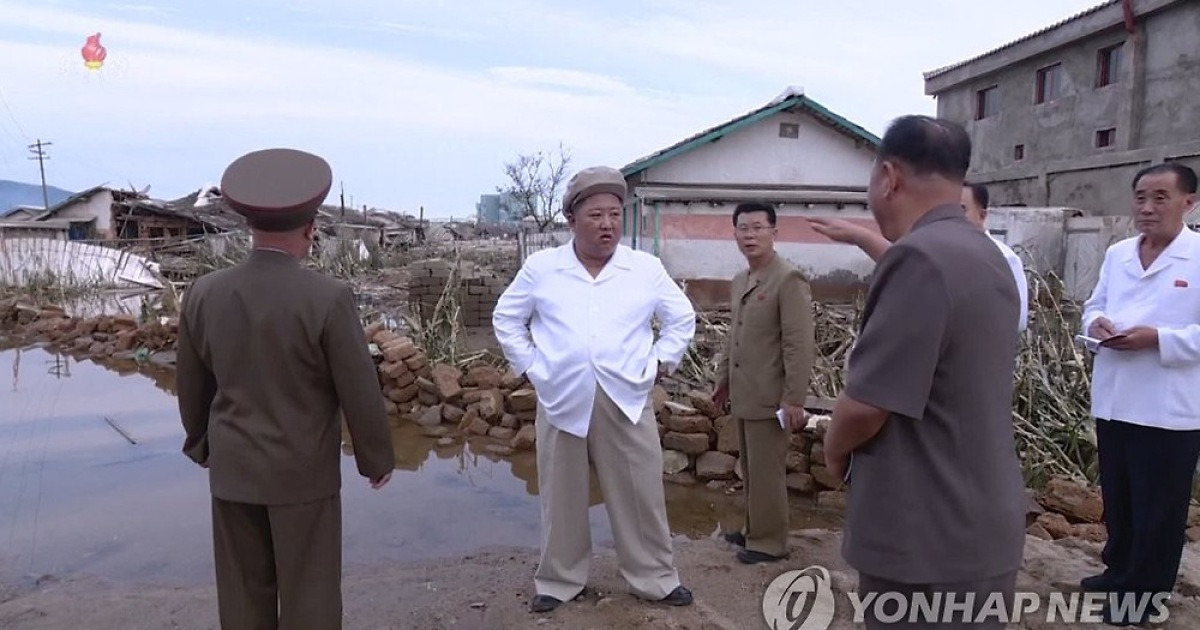 김정은, 태풍 '마이삭' 피해지역 함경도 시찰