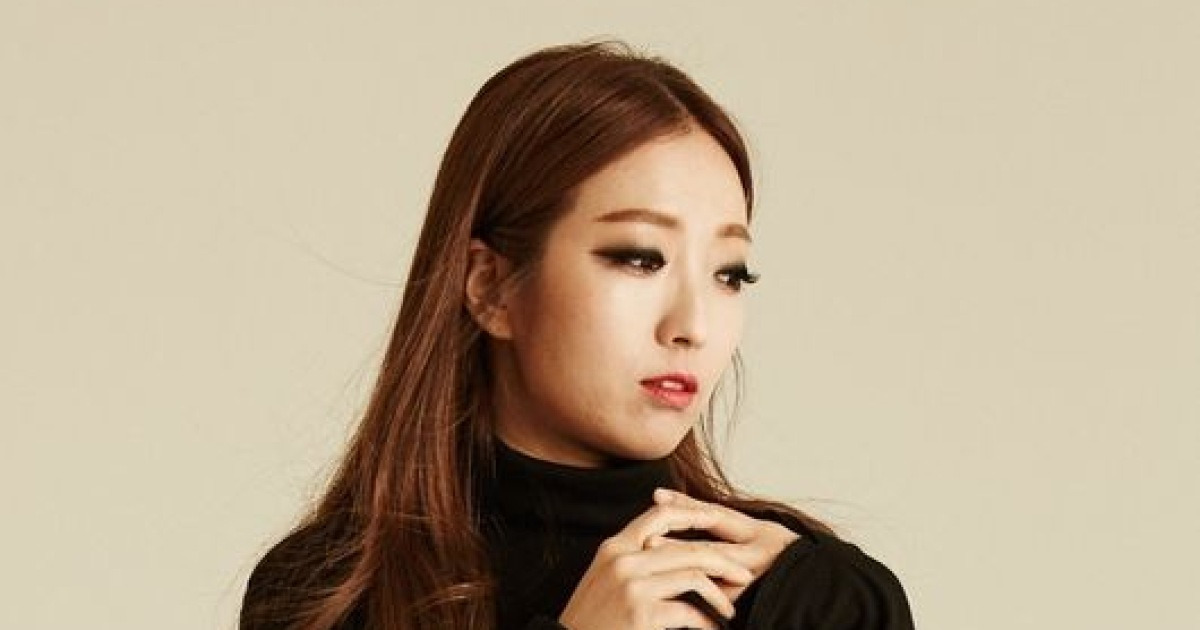 정인, 오늘 신곡 '어떻게 해야 할까요' 발표..신진 작가진과 뜻깊은 콜라보[공식]