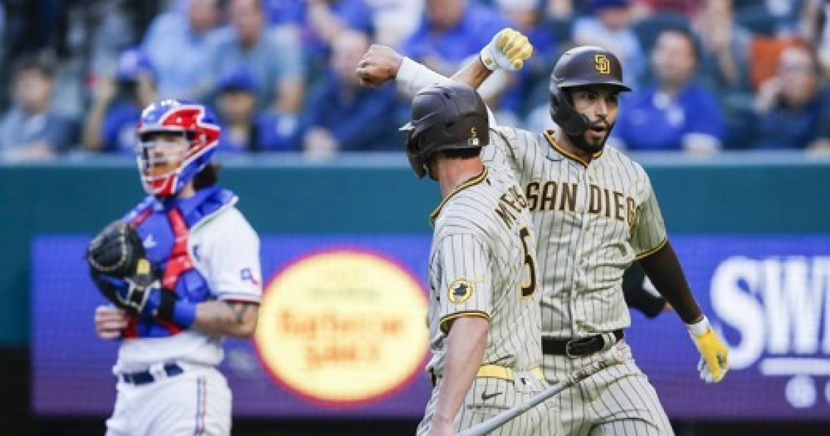 Padres Rangers Baseball