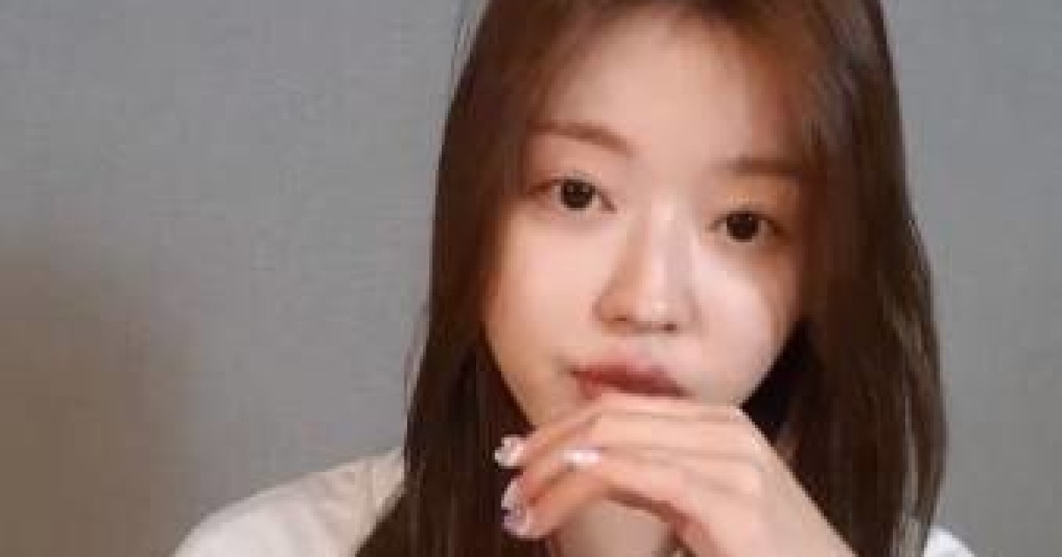 오마이걸 유아, 성형 논란에 직접 해명 