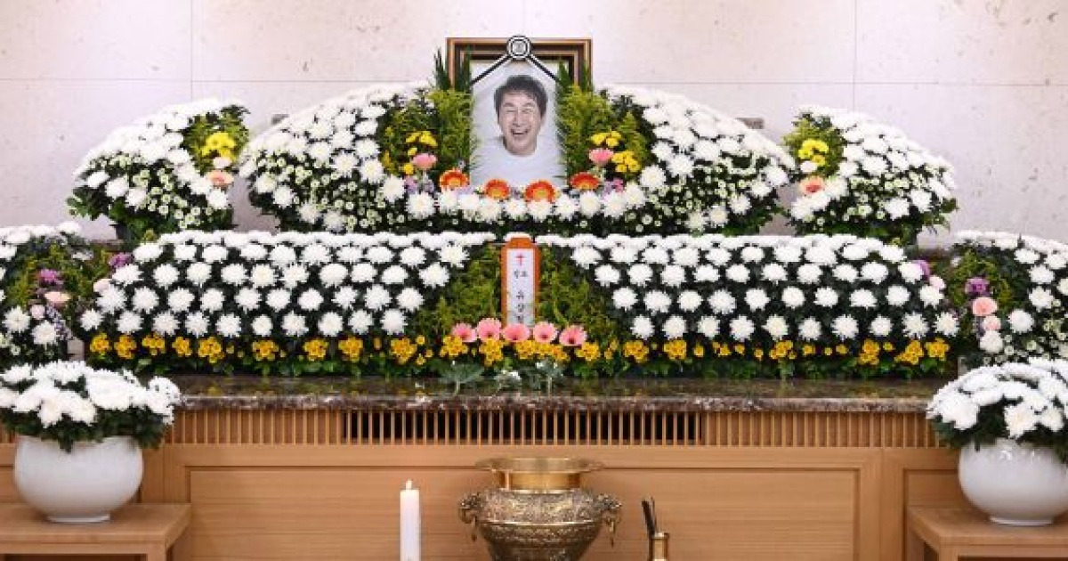 ST포토 故 유상철 감독 '축구계 애도 물결 속에서'