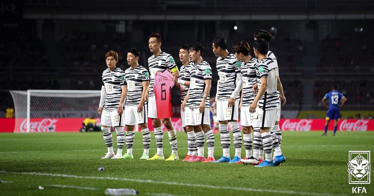 월드컵 예선 김신욱 멀티골 작렬! 한국, 스리랑카에 3-0 앞서 ...