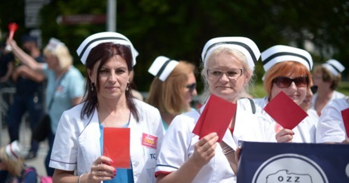 Poland Nurses Protest