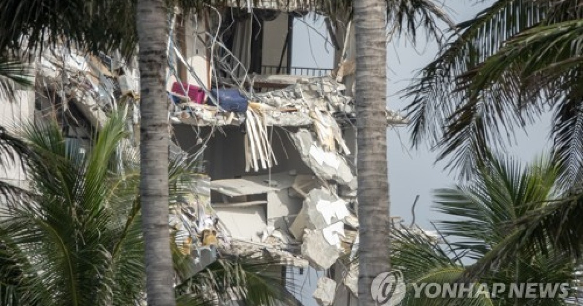 USA BUILDING COLLAPSE AFTERMATH