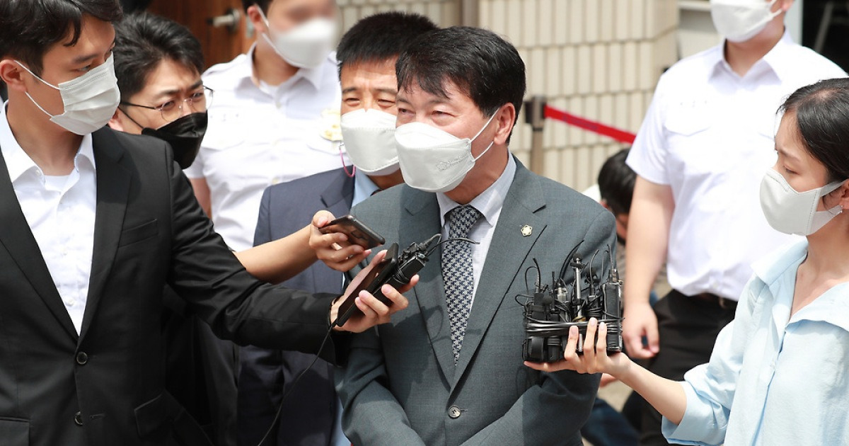 윤석열 장모 변호인 "검찰 고압적 수사..재판부는 검찰 판단만 ...