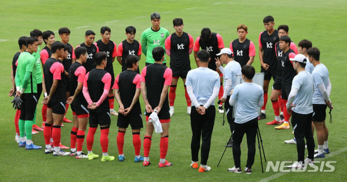 완전체 김학범호 뜬다..아르헨·프랑스와 최종 모의고사