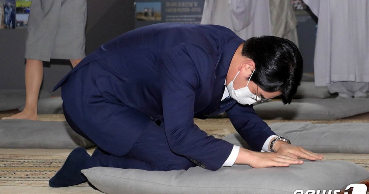 '월주스님 빈소 찾은 박용진 의원'
