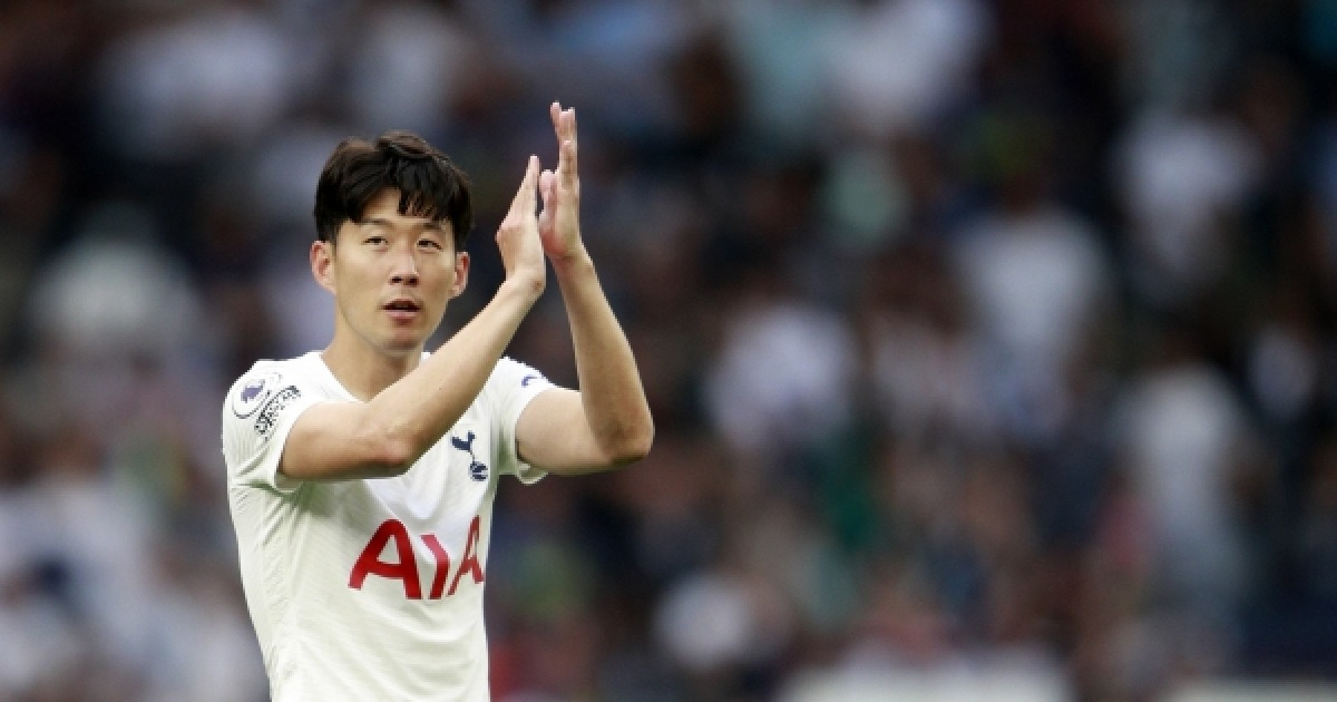 S코어북 '손흥민 리그 1호 도움' 토트넘, 아스톤 빌라 2-1 제압 ...