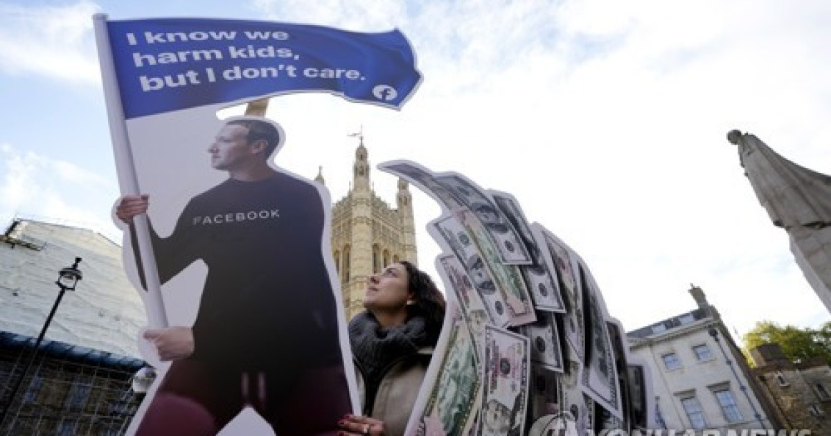 Britain Facebook Protest