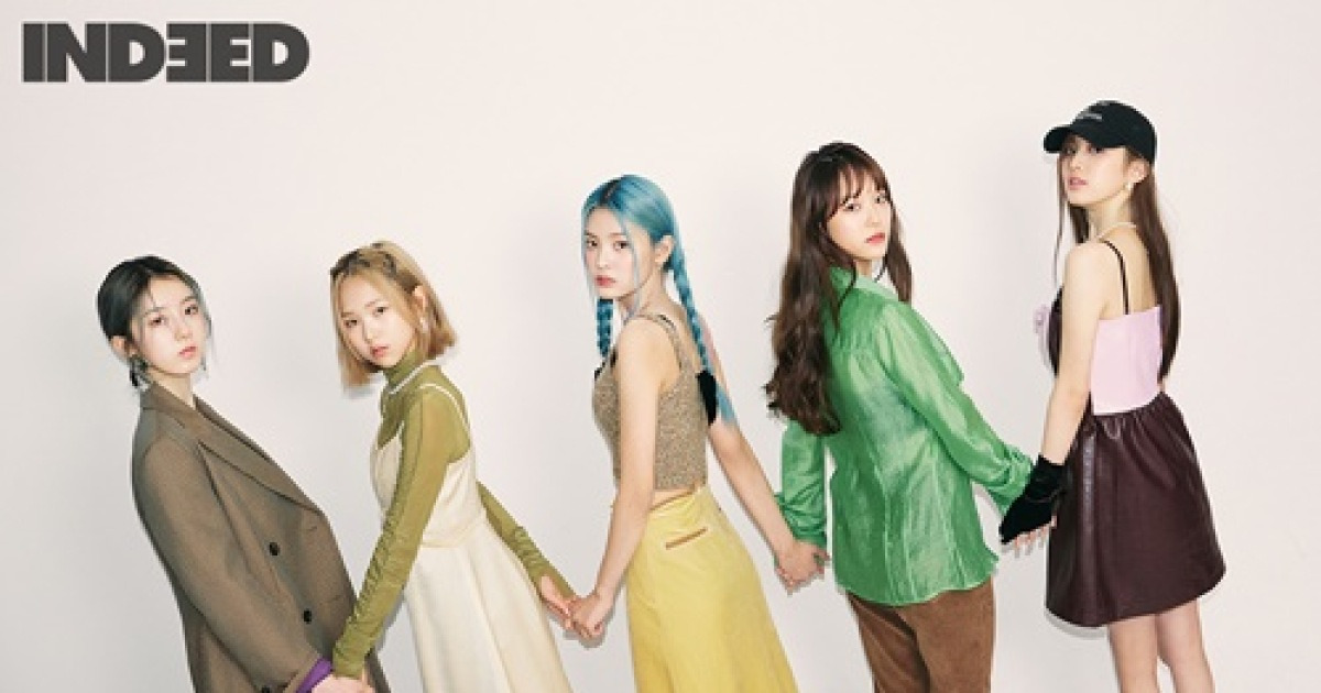 라잇썸 화보, 5인 5색 시크+분위기 압도