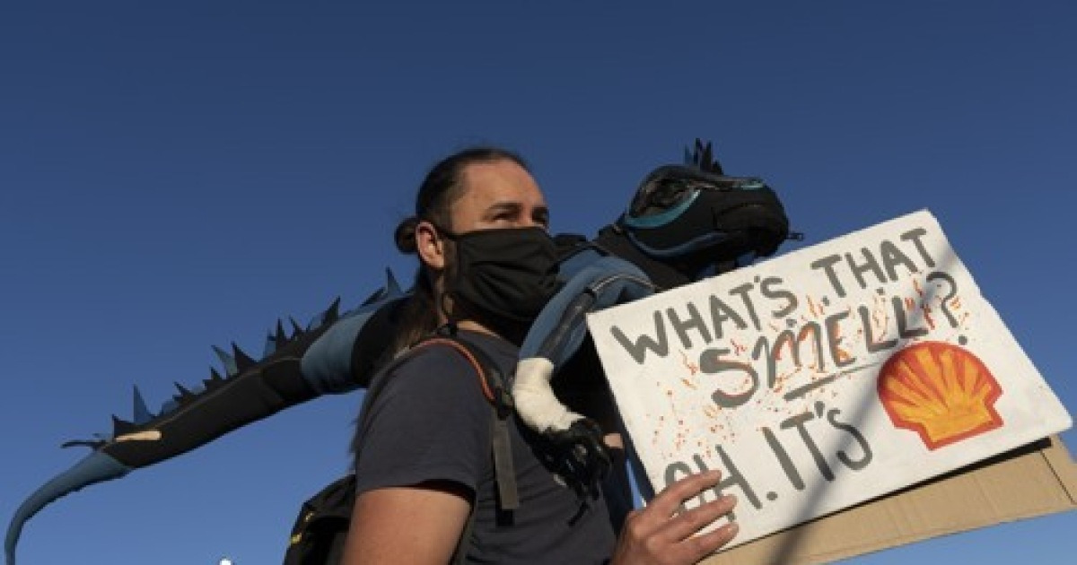 SOUTH AFRICA PROTEST AGAINST SHELL SEISMIC SURVEY