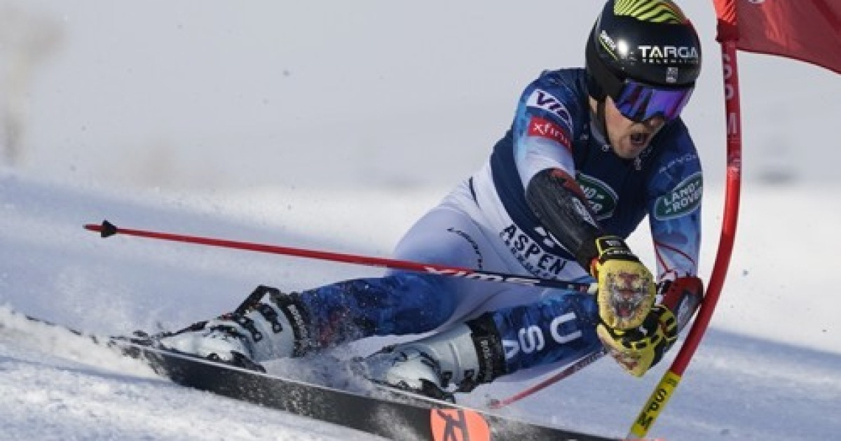 River Rising Skiing