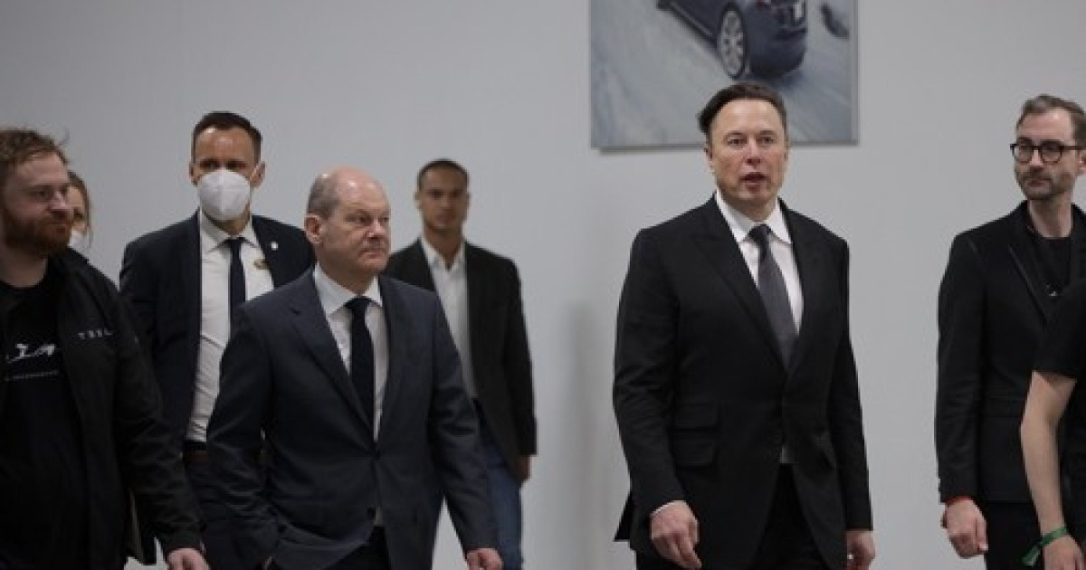 GERMANY TESLA
