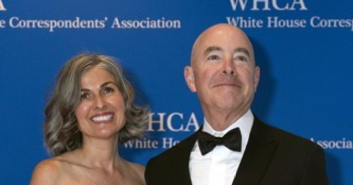 WHCA Dinner Red Carpet