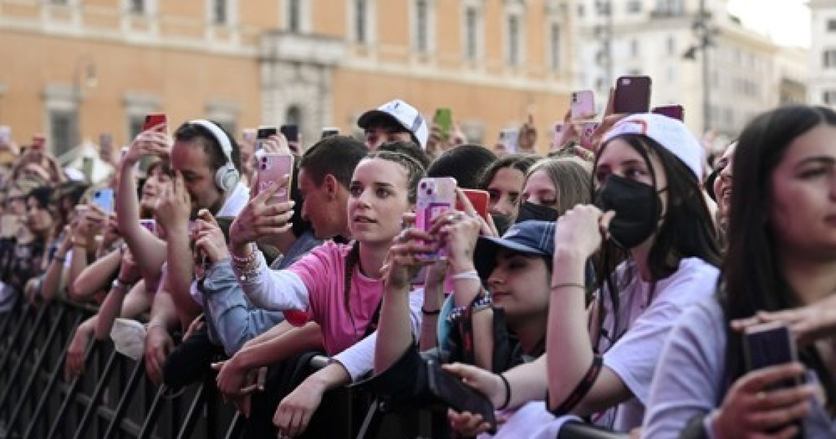 ITALY MAY DAY CONCERT