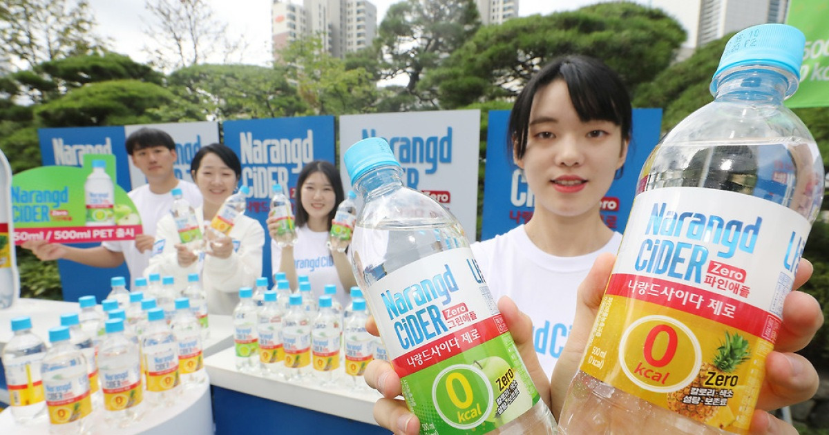 동아오츠카, 나랑드사이다 파인애플·나랑드사이다 그린애플 출시