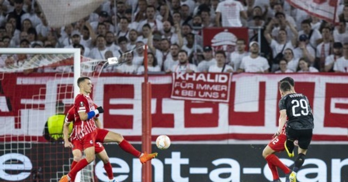 MAGNET FOOT # OLYMPIACOS Vs EIBURG : 0-3 GROUP G EUROPA