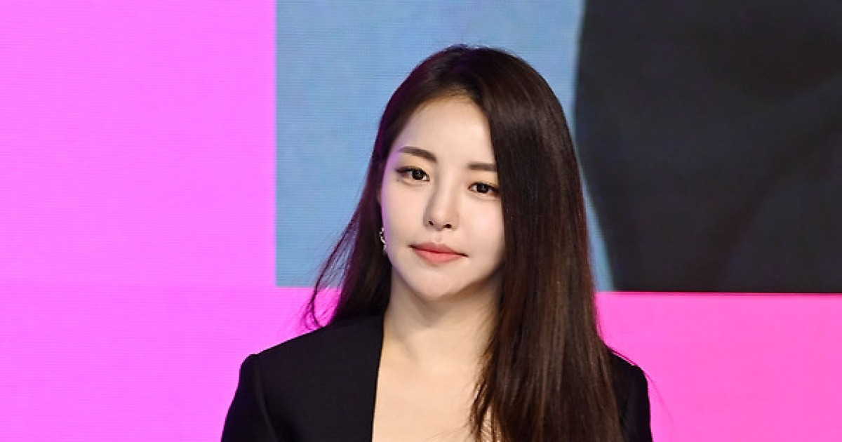 브레이브걸스 유정 '조신하게~'[엑's HD포토]