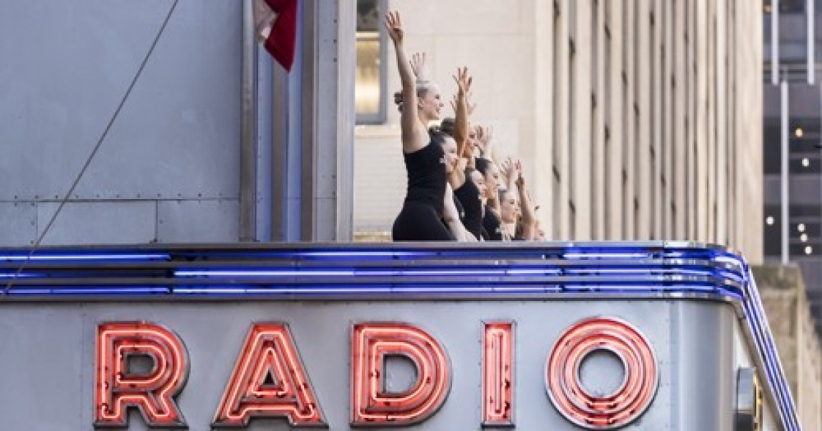 Usa new york radio city rockettes
