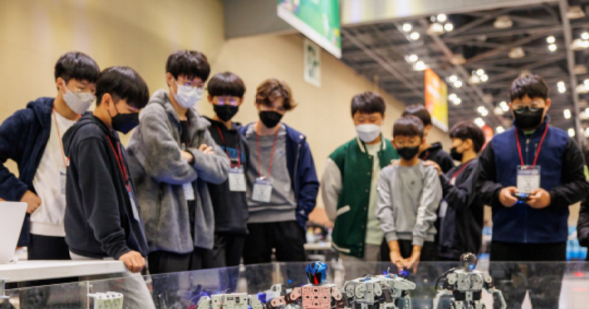 2022 국제로봇콘테스트 및 R-BIZ 챌린지 대회 ‘성료’