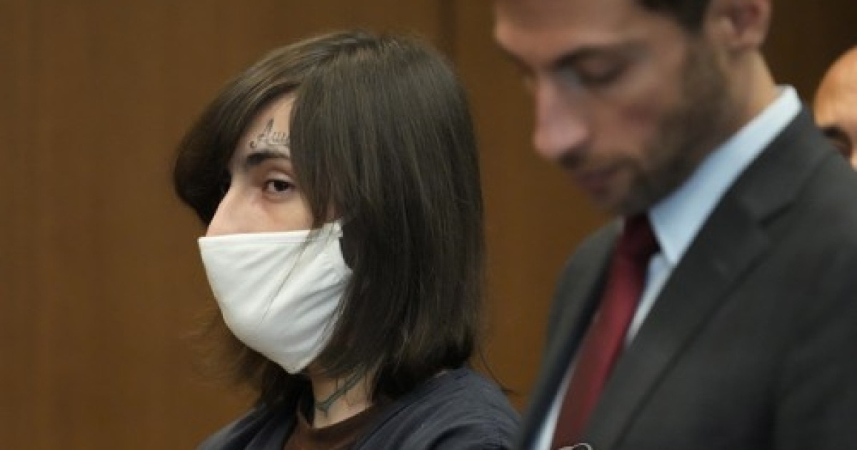 shooting-july-fourth-parade