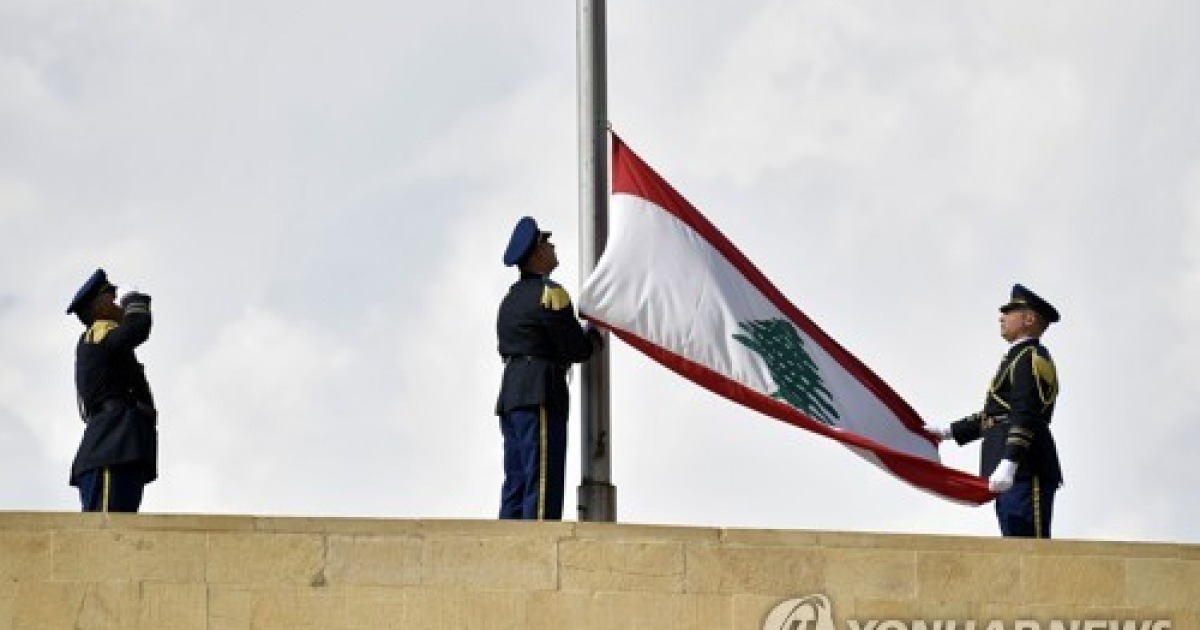 epaselect LEBANON POLITICAL VACUUM