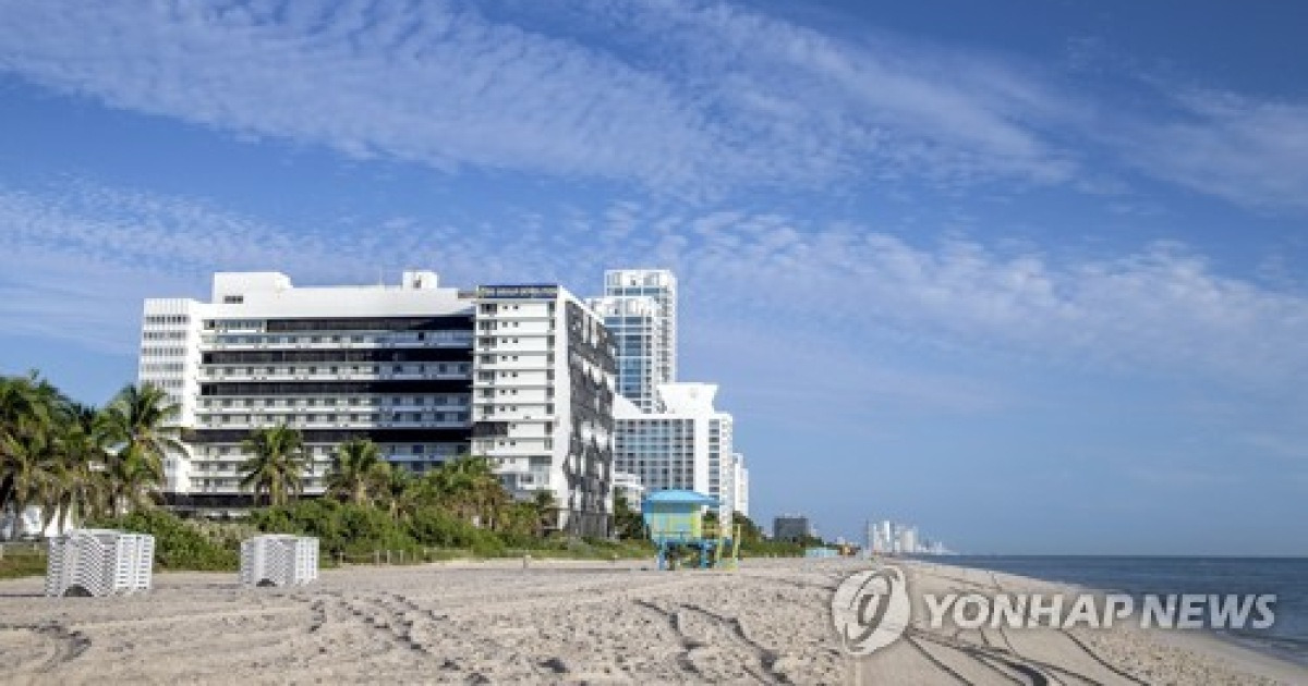 usa-florida-hotel-demolition