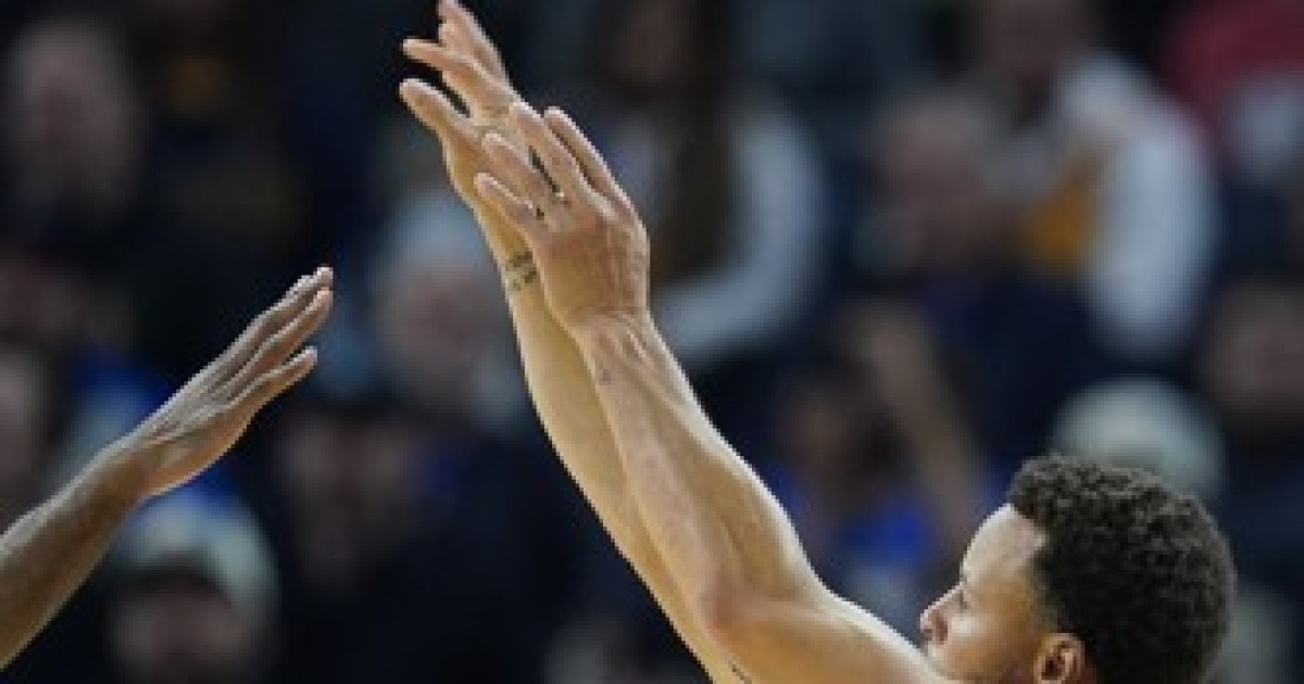 Spurs warriors basketball