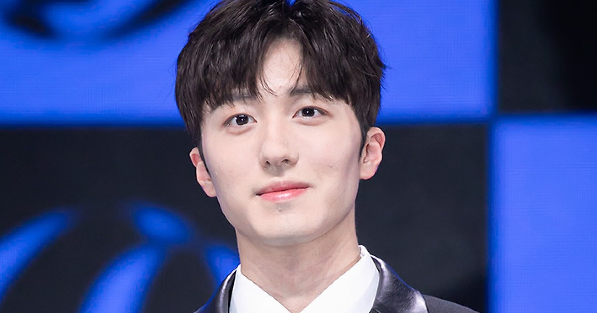 sf9